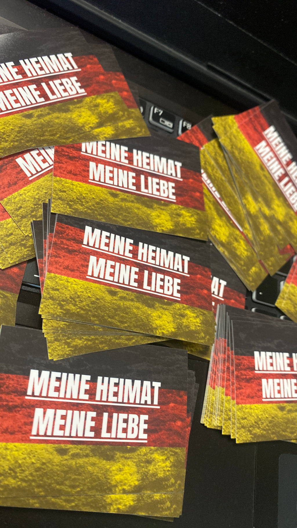 NEU! „Meine Heimat meine Liebe“ DIN A8 PREMIUM Aufkleber